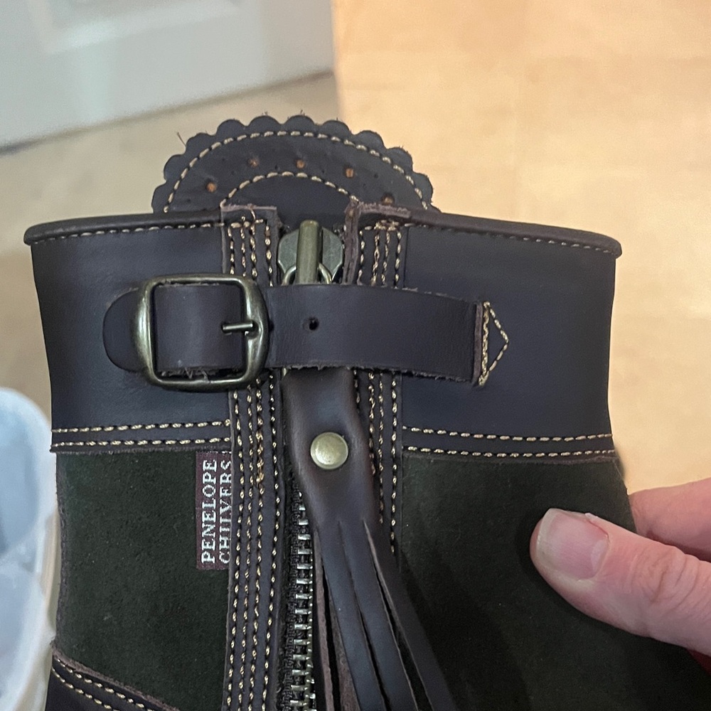 NWOT Penelope Chilvers Olive Leather Ankle Boots with Tassel - Picture 7 of 8